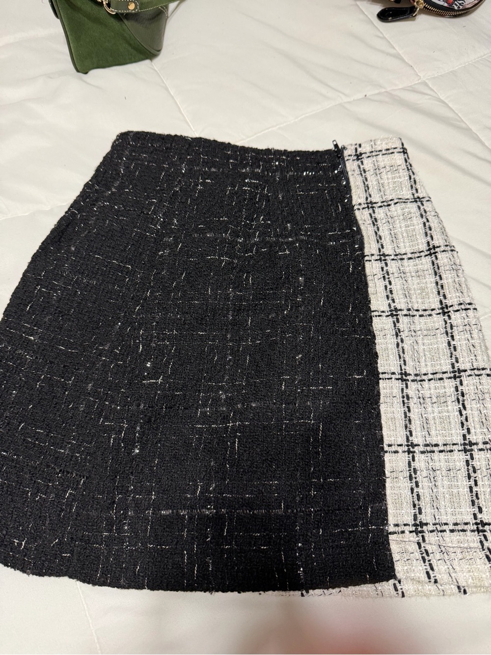 Gianni Bini Black and Cream Checked Tweed Mini Skirt - Picture 4 of 6